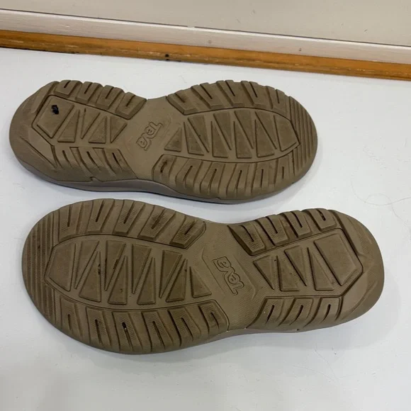 Women's Teva Hurricane Sandals - Picture 9 of 9